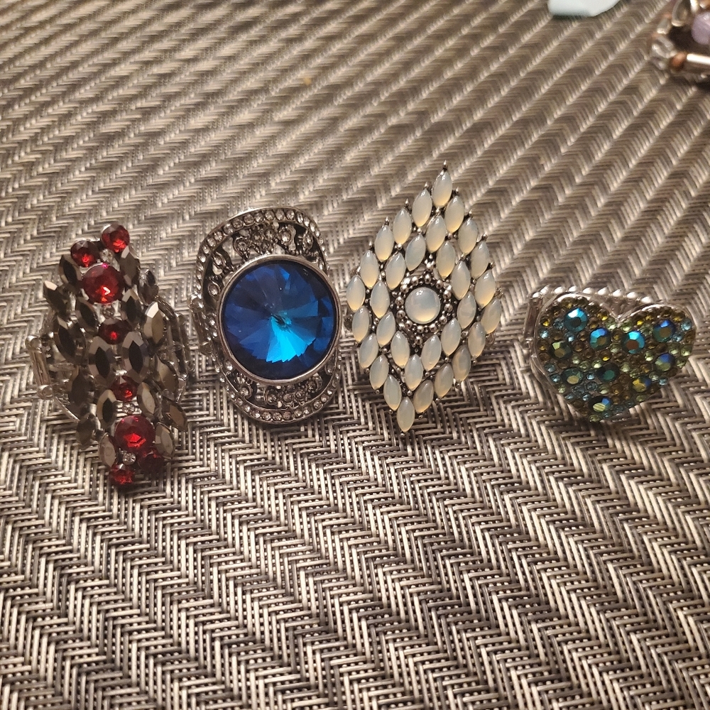 4 Paparazzi Stretch Rings